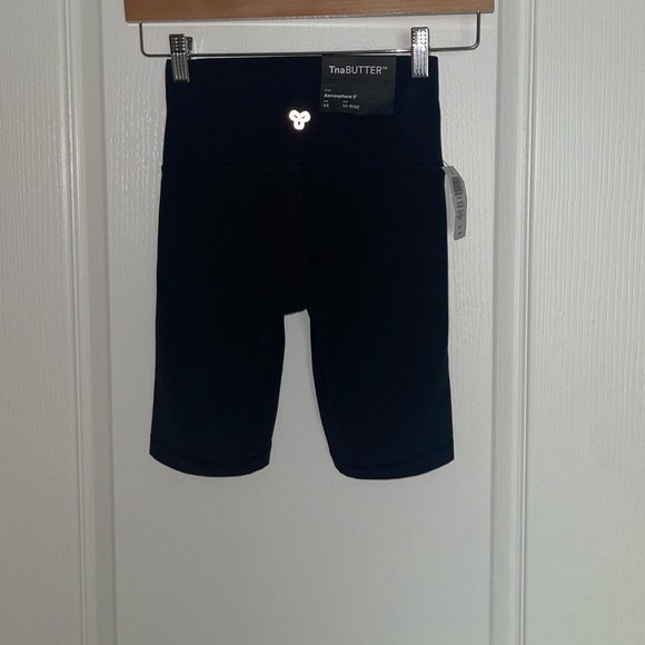 TNA TnaBUTTER Atmosphere Hi-Rise 9" Short
Long High Waisted Bike Shorts XS - Picture 2 of 8